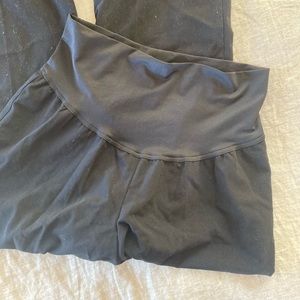Bisou Bisou maternity dress pants